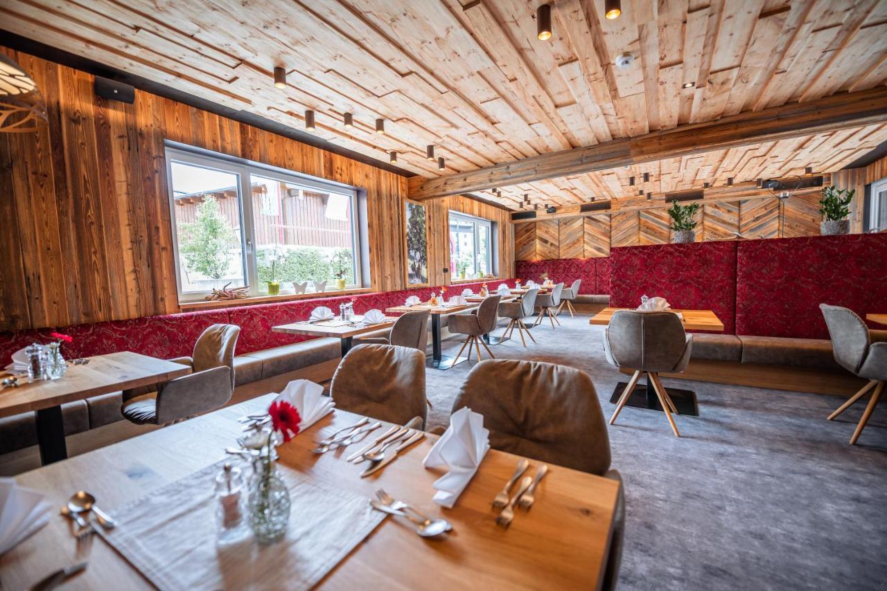 Hotel Lohningerhof Maria Alm am Steinernen Meer Buitenkant foto