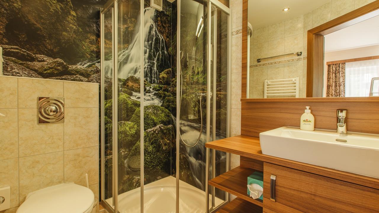 Hotel Lohningerhof Maria Alm am Steinernen Meer Kamer foto